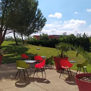 Cerise Aparthotel